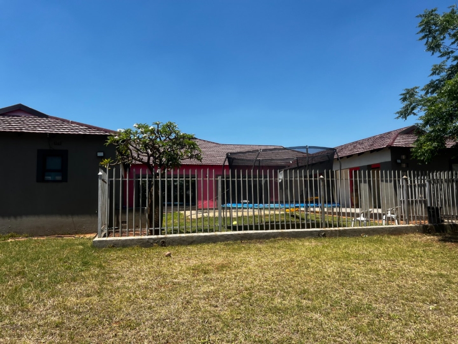 Commercial Property for Sale in De Wildt North West